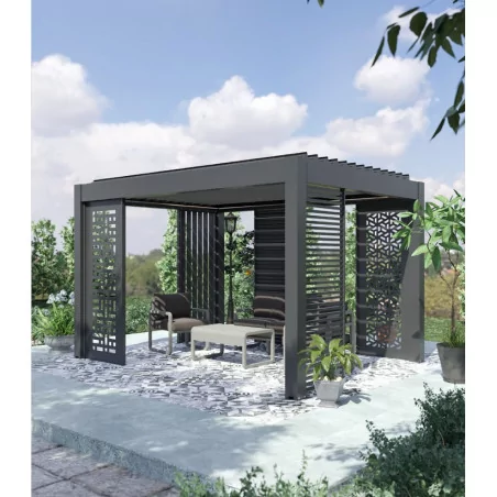 Pergola bioclimatique autoportée Bornéo lames perpendiculaires avec panneaux décors